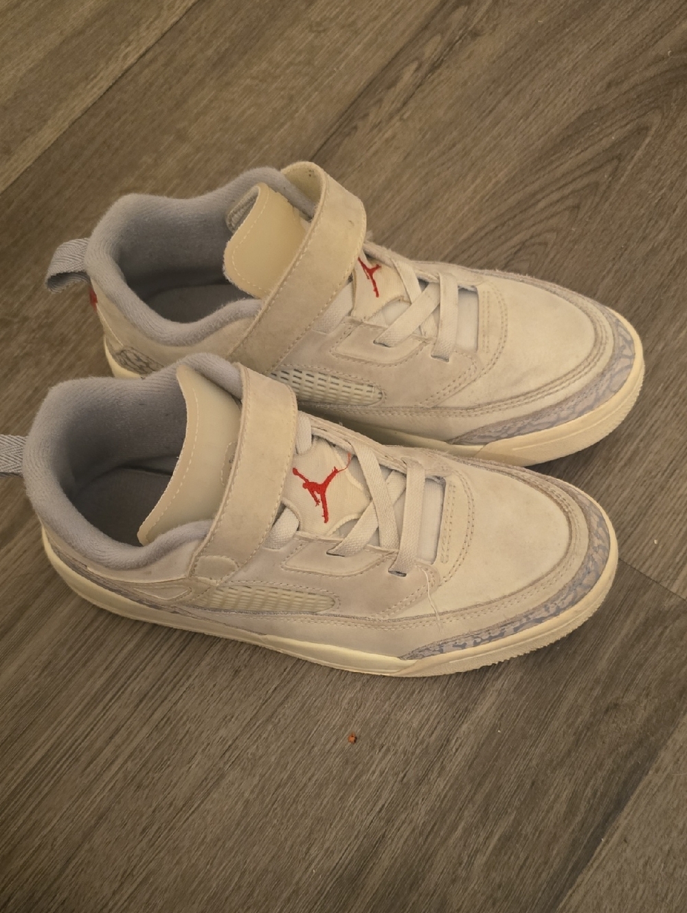 Jordan Kids Cream and Light Gray Sneakers with Red Jumpman